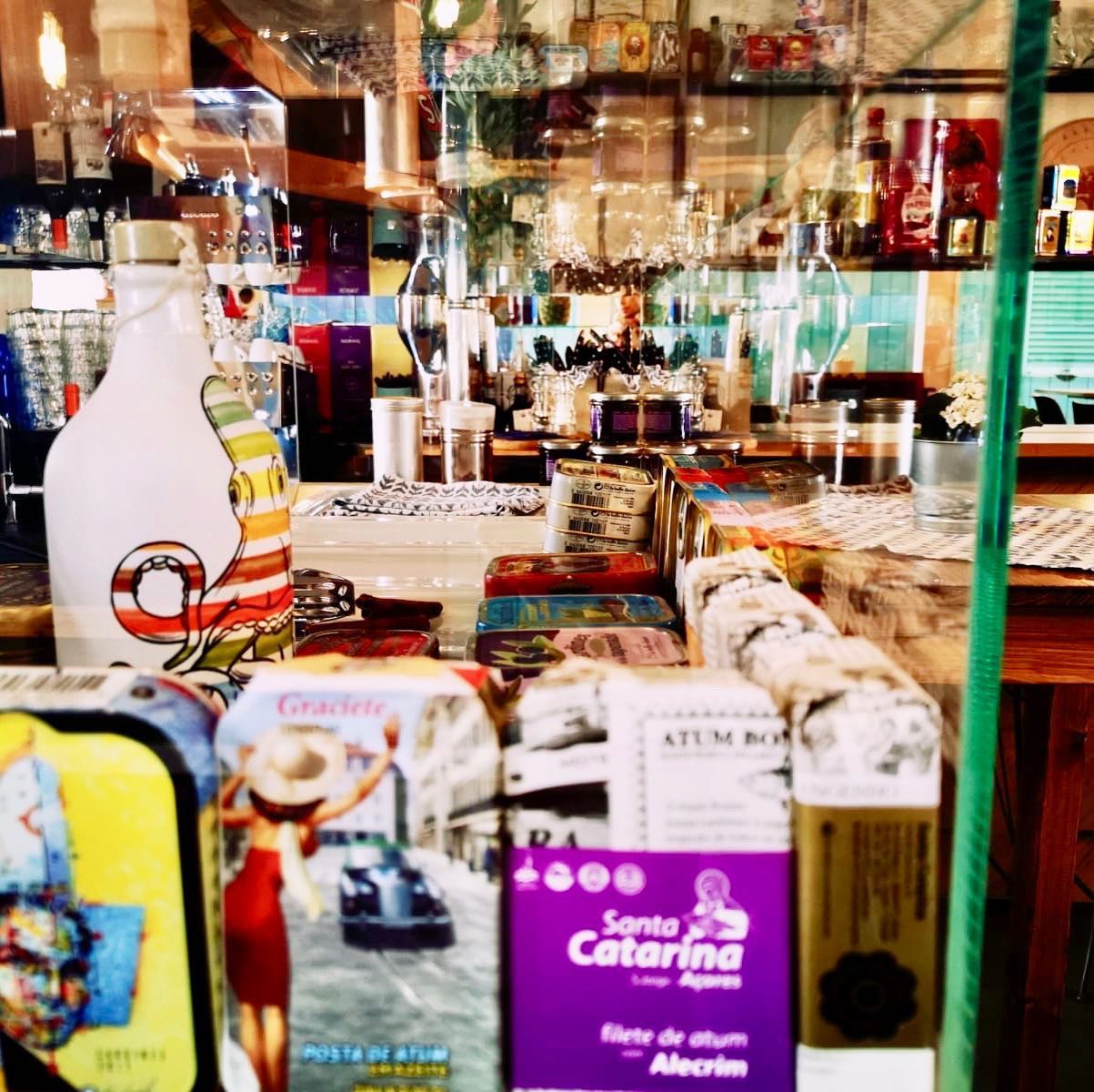 Sardinen Vitrine
